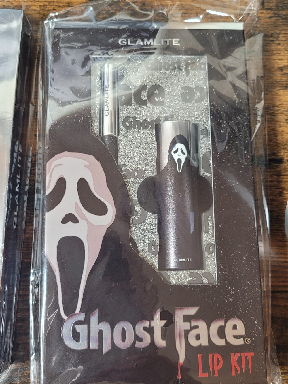 Ghost Face Makeup Set by GLAMLITE - Picture 3 of 11